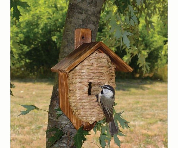 Post Mounted Grass Roosting Pocket with Roof